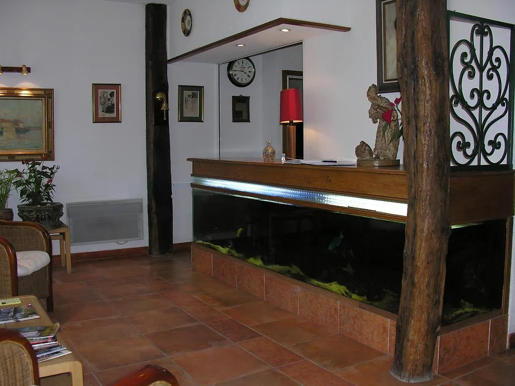Hotel Saint Amant Le Palais